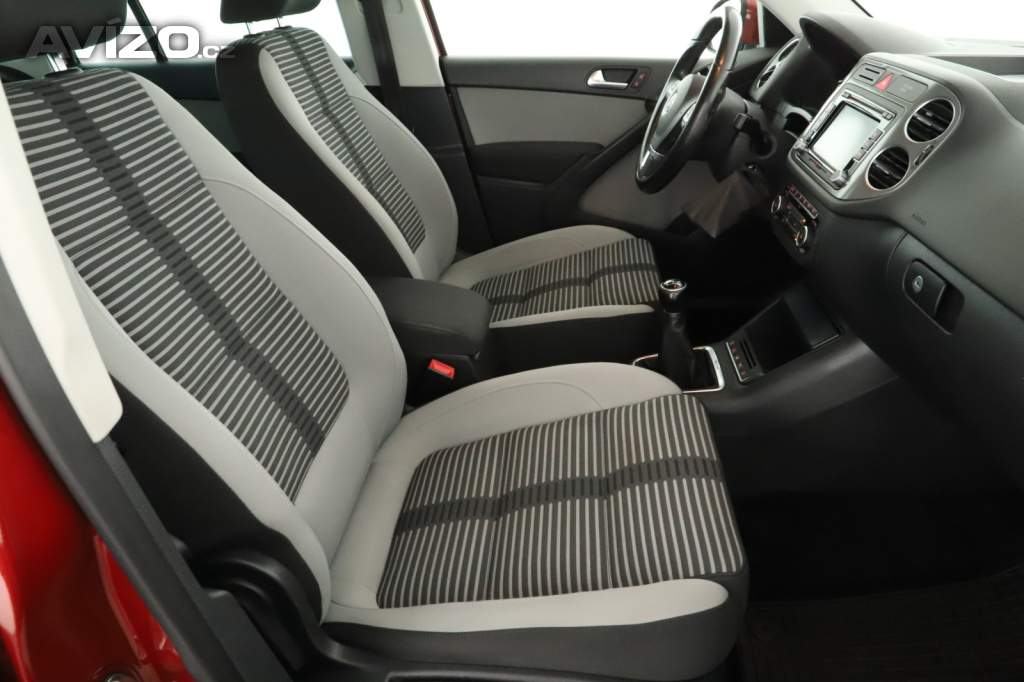 Foto inzerátu Volkswagen Tiguan 2.0 TDI