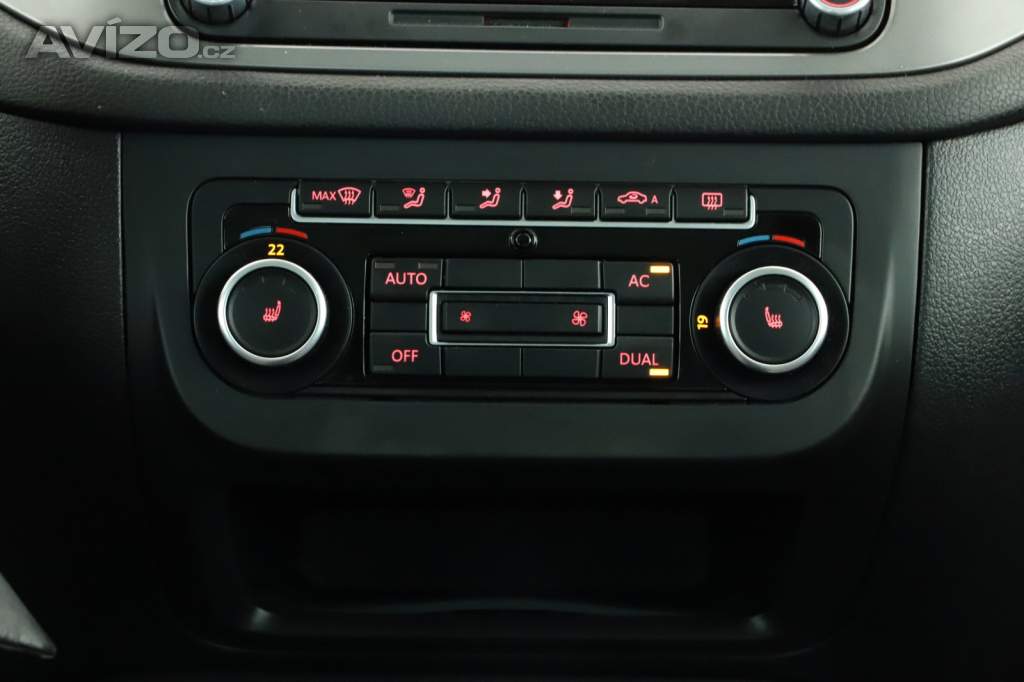 Foto inzerátu Volkswagen Tiguan 2.0 TDI