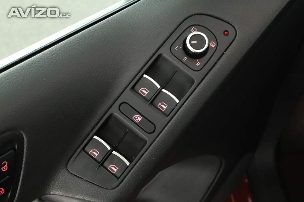 Foto inzerátu Volkswagen Tiguan 2.0 TDI