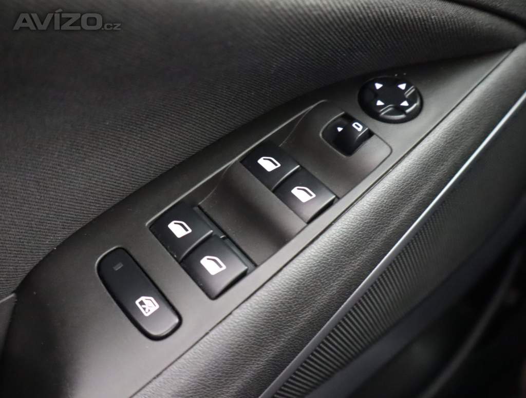 Foto inzerátu Opel Crossland 1.2 Turbo