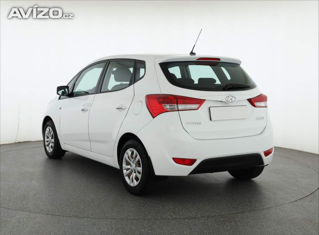 Foto inzerátu Hyundai ix20 1.6 CVVT