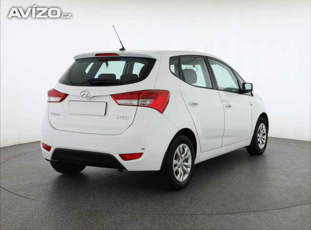 Foto inzerátu Hyundai ix20 1.6 CVVT