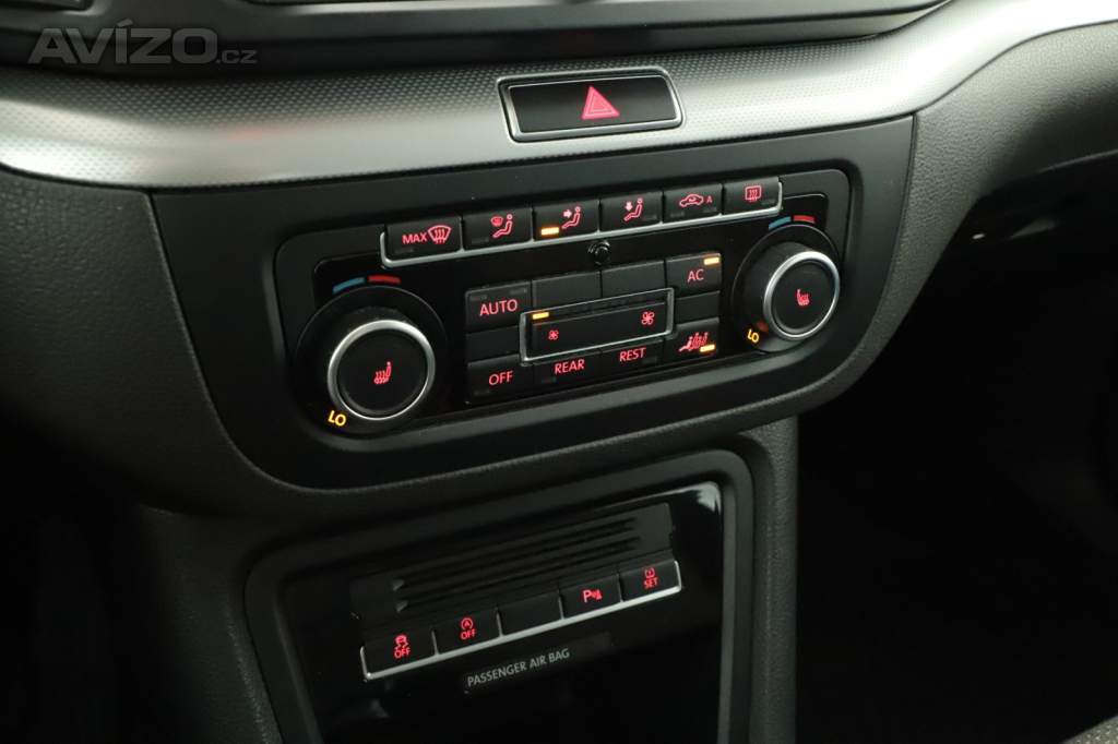 Foto inzerátu Volkswagen Sharan 2.0 TDI