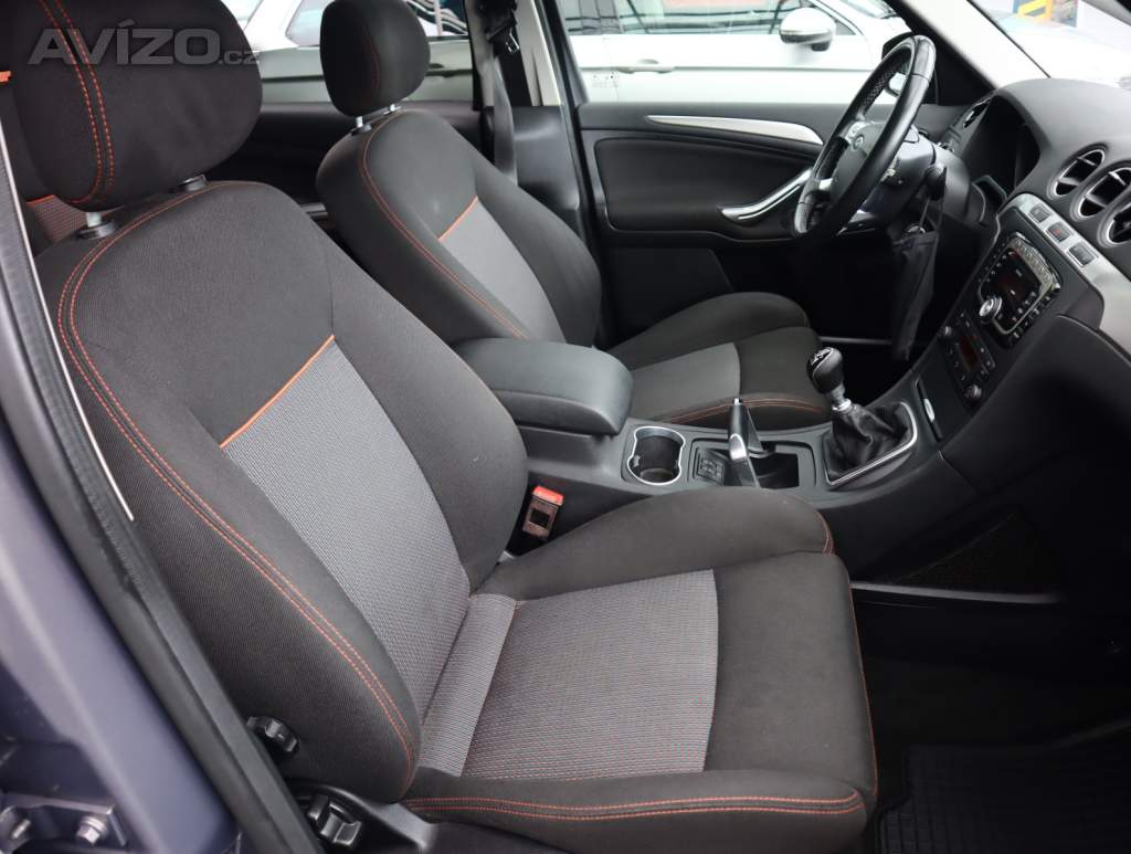 Foto inzerátu Ford S-MAX 2.0 TDCi