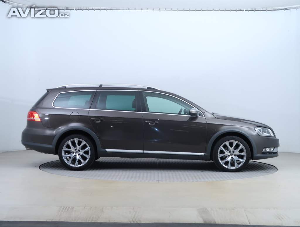 Foto inzerátu Volkswagen Passat 2.0 TDI