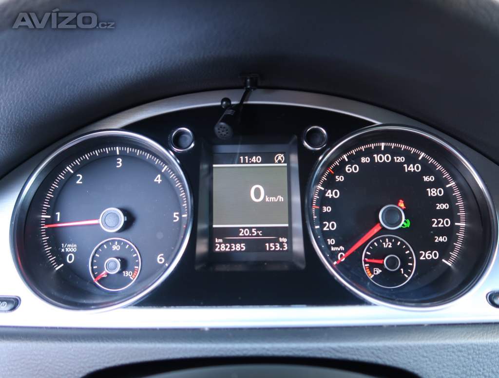 Foto inzerátu Volkswagen Passat 2.0 TDI