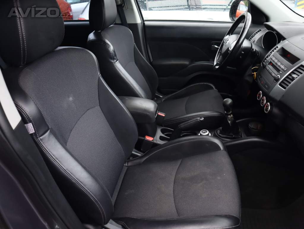 Foto inzerátu Citroën C-Crosser 2.2 HDI