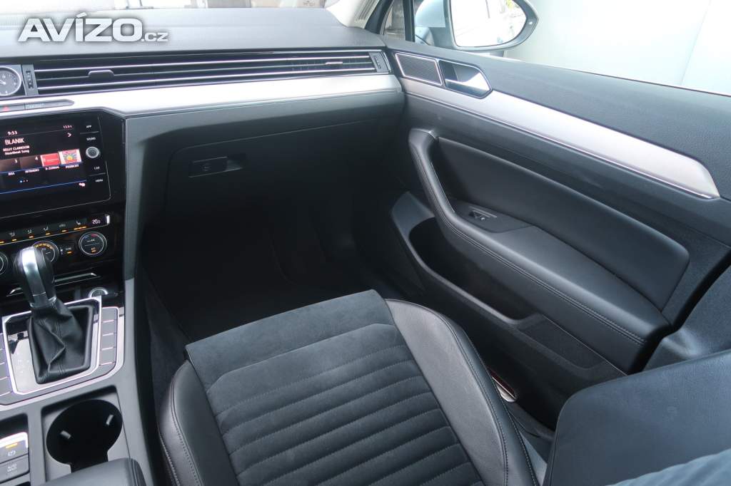 Foto inzerátu Volkswagen Passat 2.0 TDI