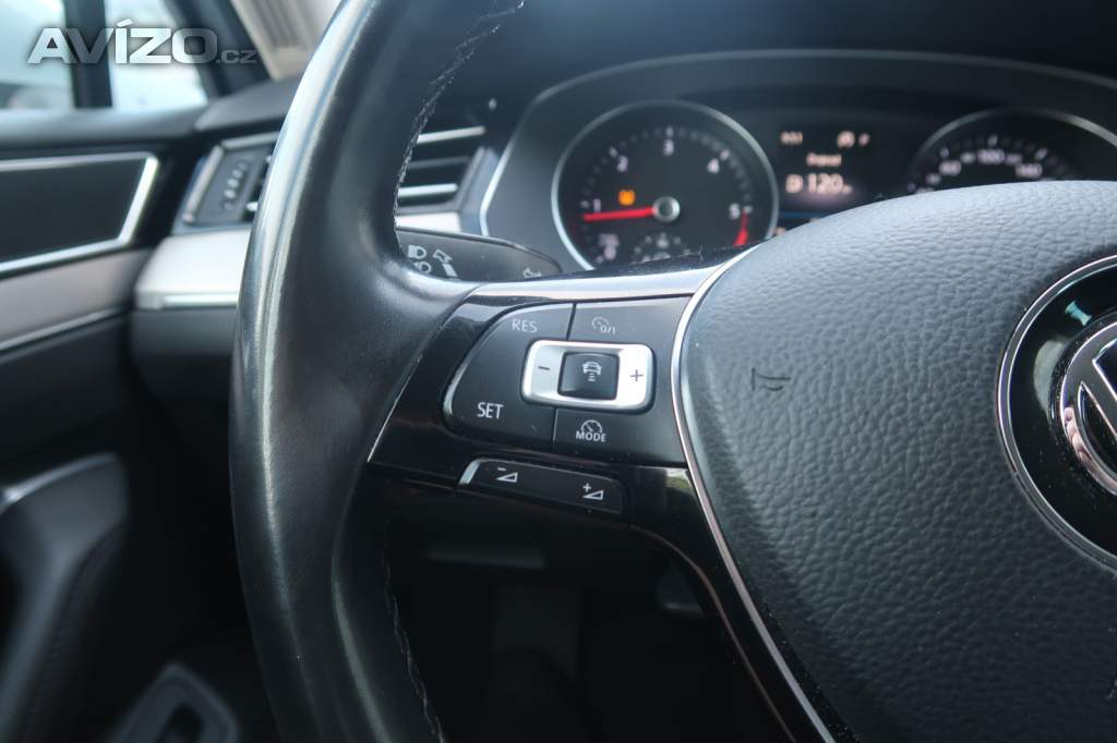 Foto inzerátu Volkswagen Passat 2.0 TDI