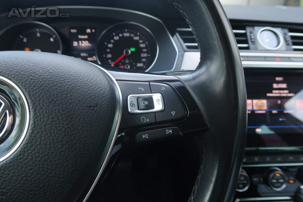 Foto inzerátu Volkswagen Passat 2.0 TDI