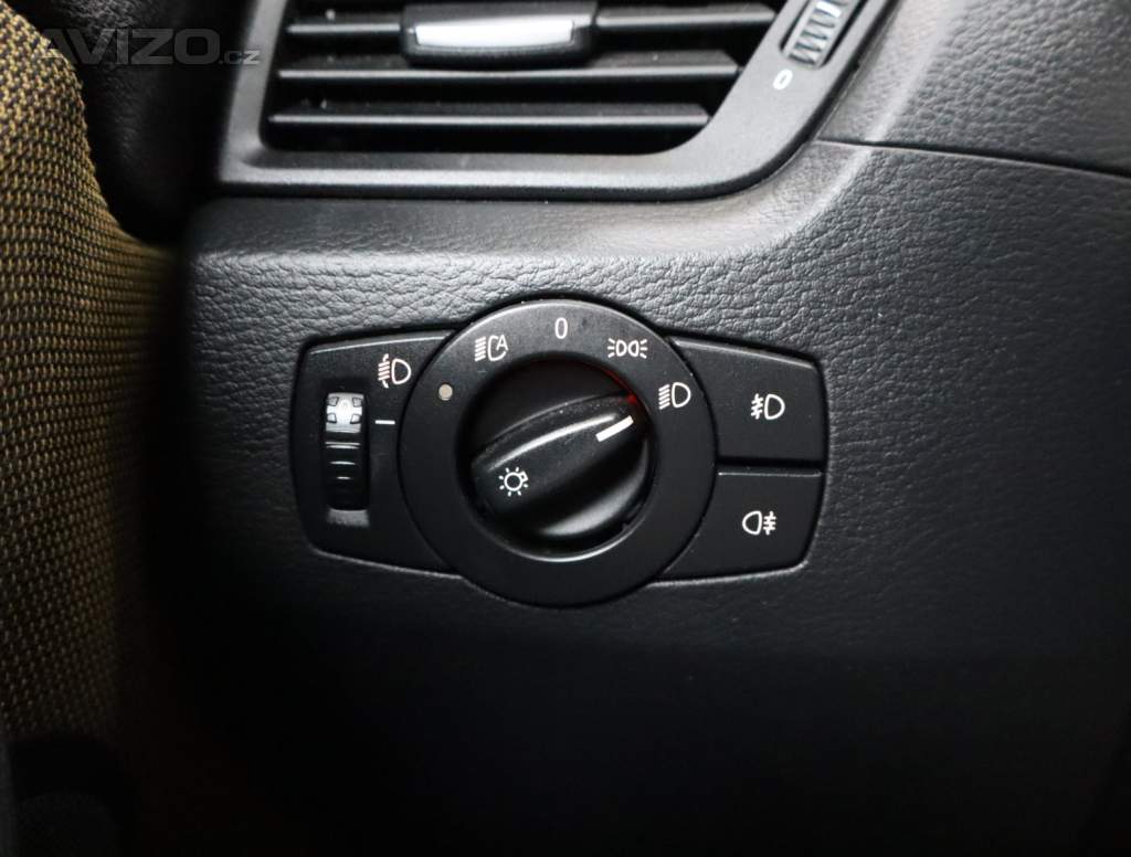 Foto inzerátu BMW X1 sDrive18i