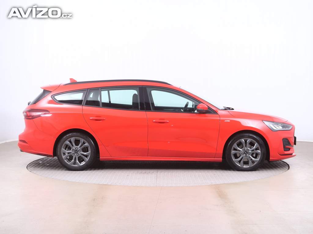 Foto inzerátu Ford Focus 1.0 MHEV