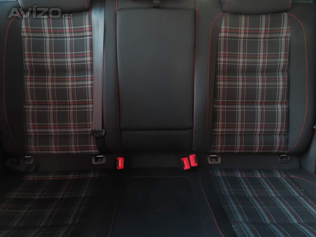 Foto inzerátu Volkswagen Golf 2.0 GTI