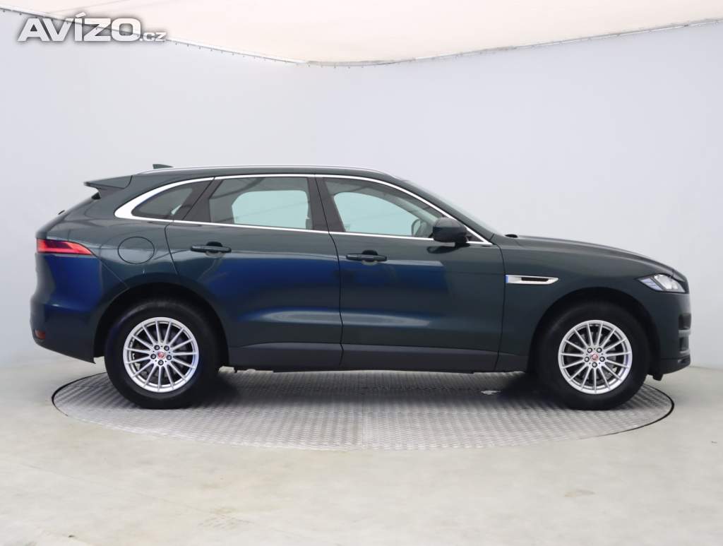 Foto inzerátu Jaguar F-Pace 20d AWD
