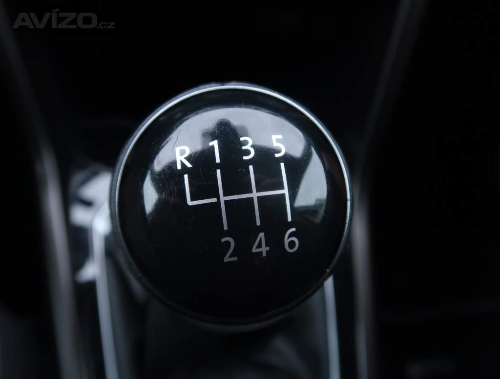 Foto inzerátu Volkswagen T-Roc 1.0 TSI