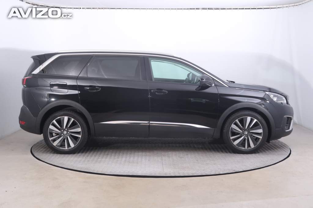 Foto inzerátu Peugeot 5008 PureTech 130