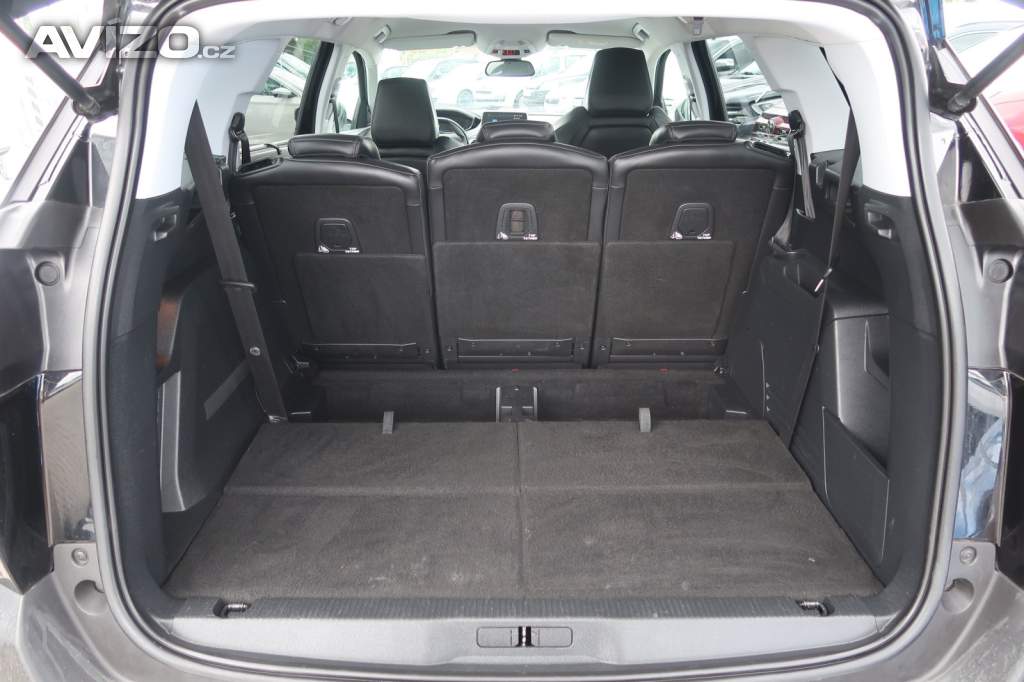 Foto inzerátu Peugeot 5008 PureTech 130