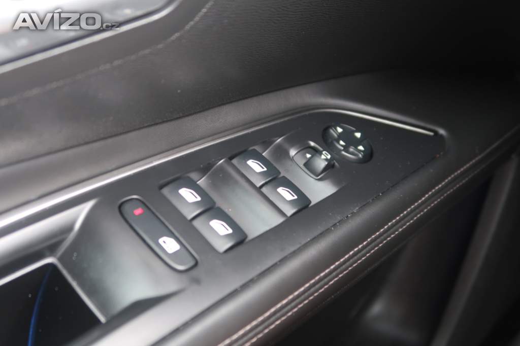 Foto inzerátu Peugeot 5008 PureTech 130