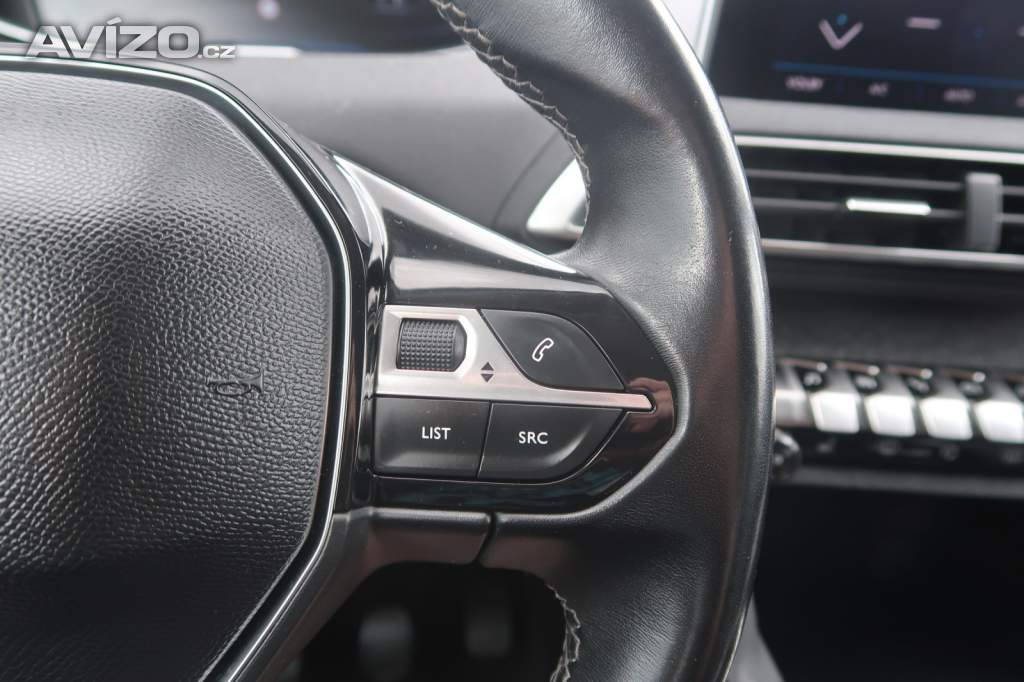 Foto inzerátu Peugeot 5008 PureTech 130