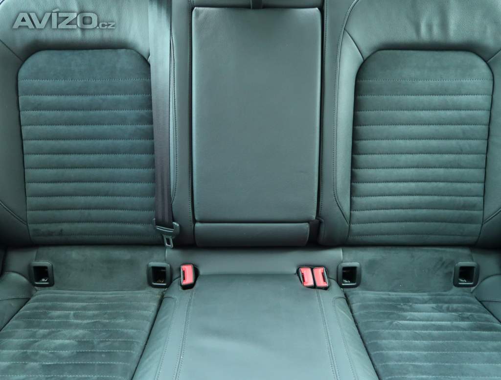 Foto inzerátu Volkswagen Passat 2.0 TDI