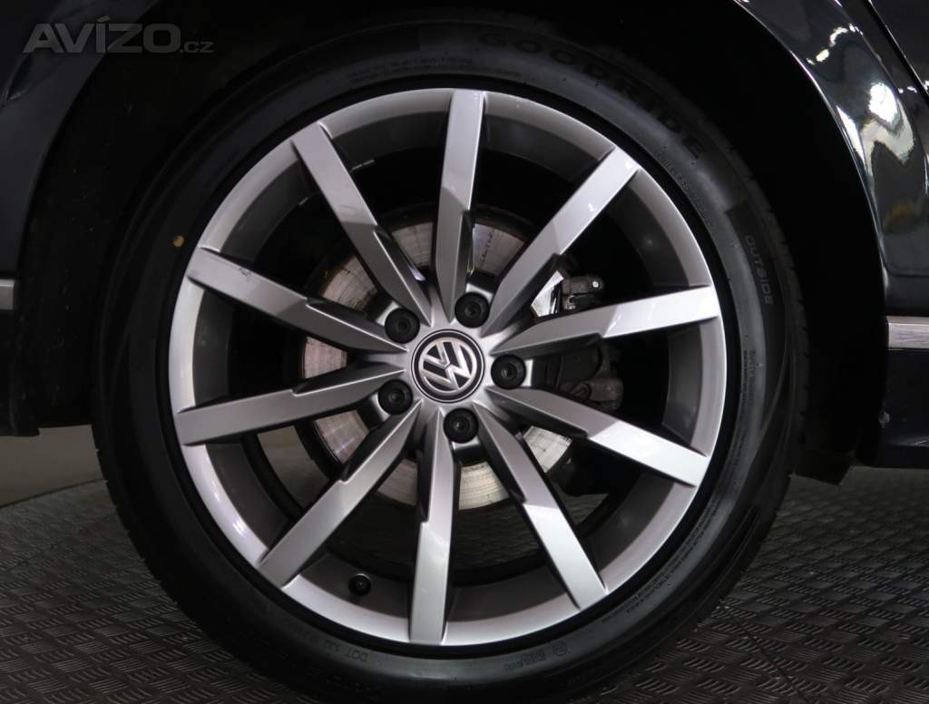 Foto inzerátu Volkswagen Passat 2.0 TDI