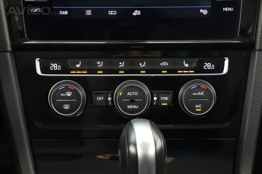 Foto inzerátu Volkswagen Golf 2.0 TDI