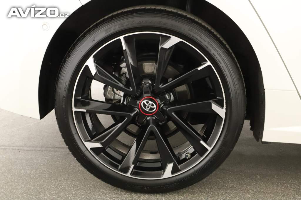 Foto inzerátu Toyota Corolla 1.8 Hybrid