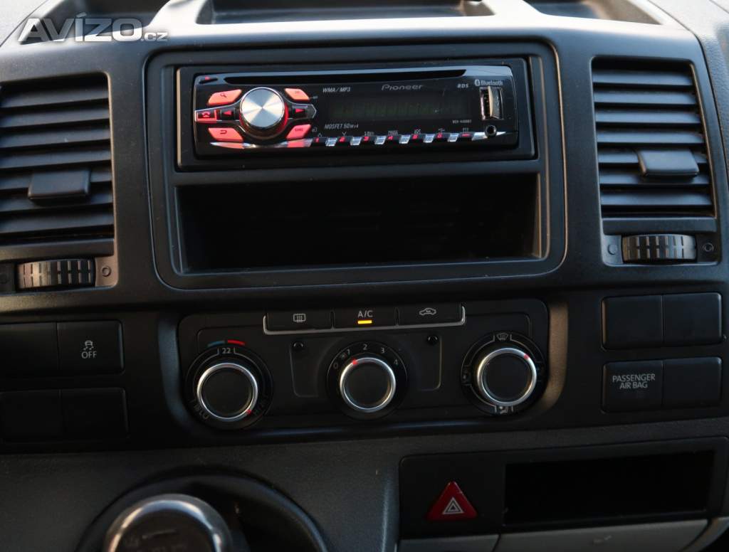 Foto inzerátu Volkswagen Transporter 2.0 TDI