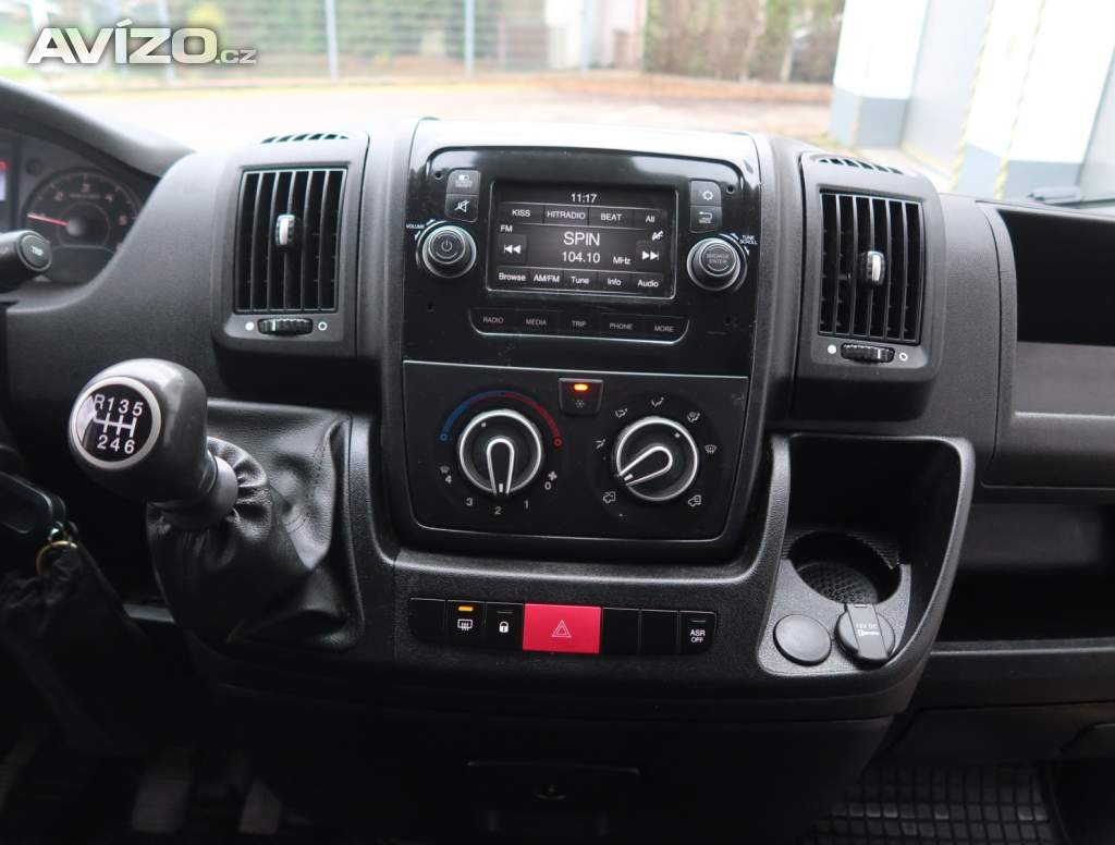 Foto inzerátu Peugeot Boxer 2.2 BlueHDi