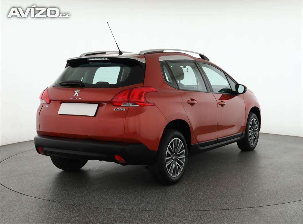 Foto inzerátu Peugeot 2008 1.2 PureTech