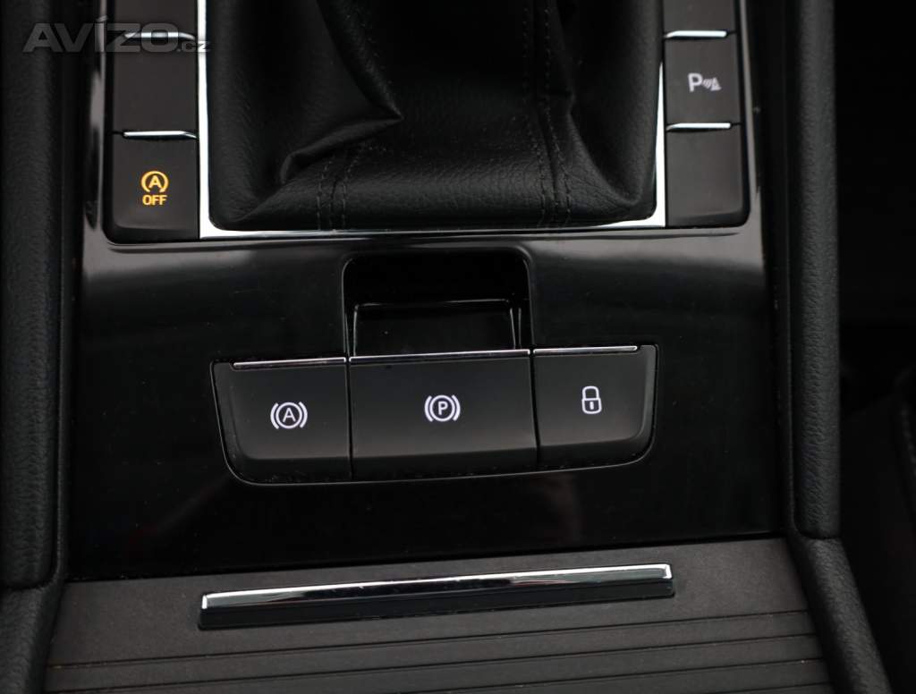 Foto inzerátu Škoda Superb 2.0 TDI