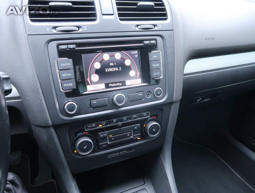 Foto inzerátu Volkswagen Golf 1.2 TSI