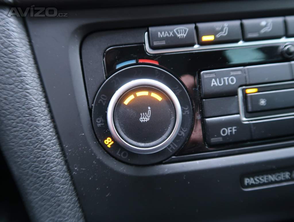 Foto inzerátu Volkswagen Golf 1.2 TSI