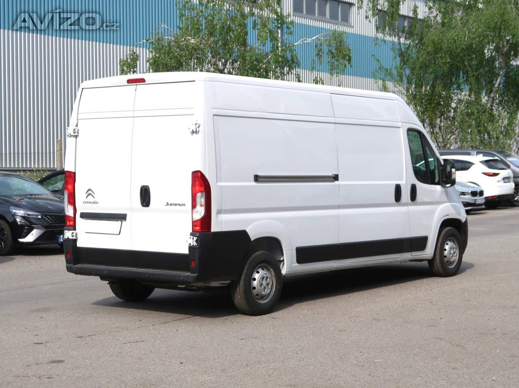 Foto inzerátu Citroën Jumper 2.2 BlueHDi