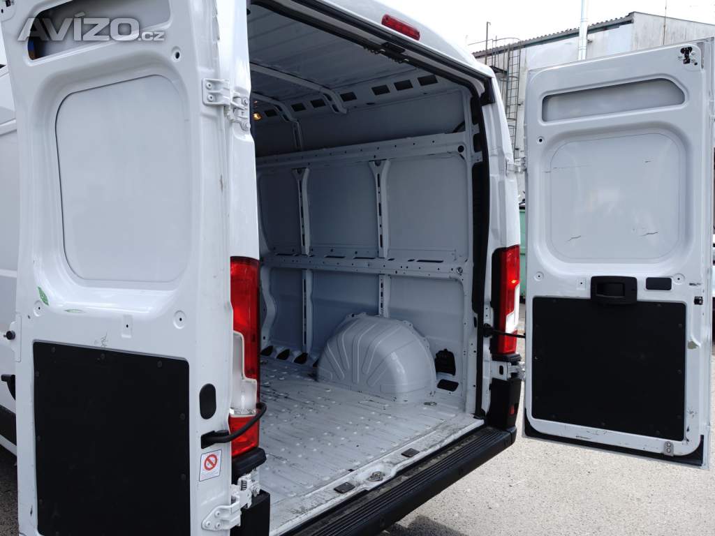 Foto inzerátu Citroën Jumper 2.2 BlueHDi