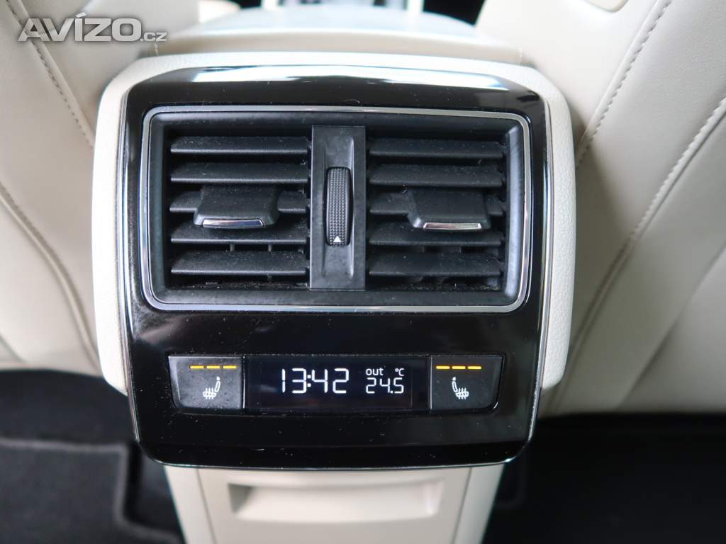 Foto inzerátu Škoda Superb 2.0 TDI