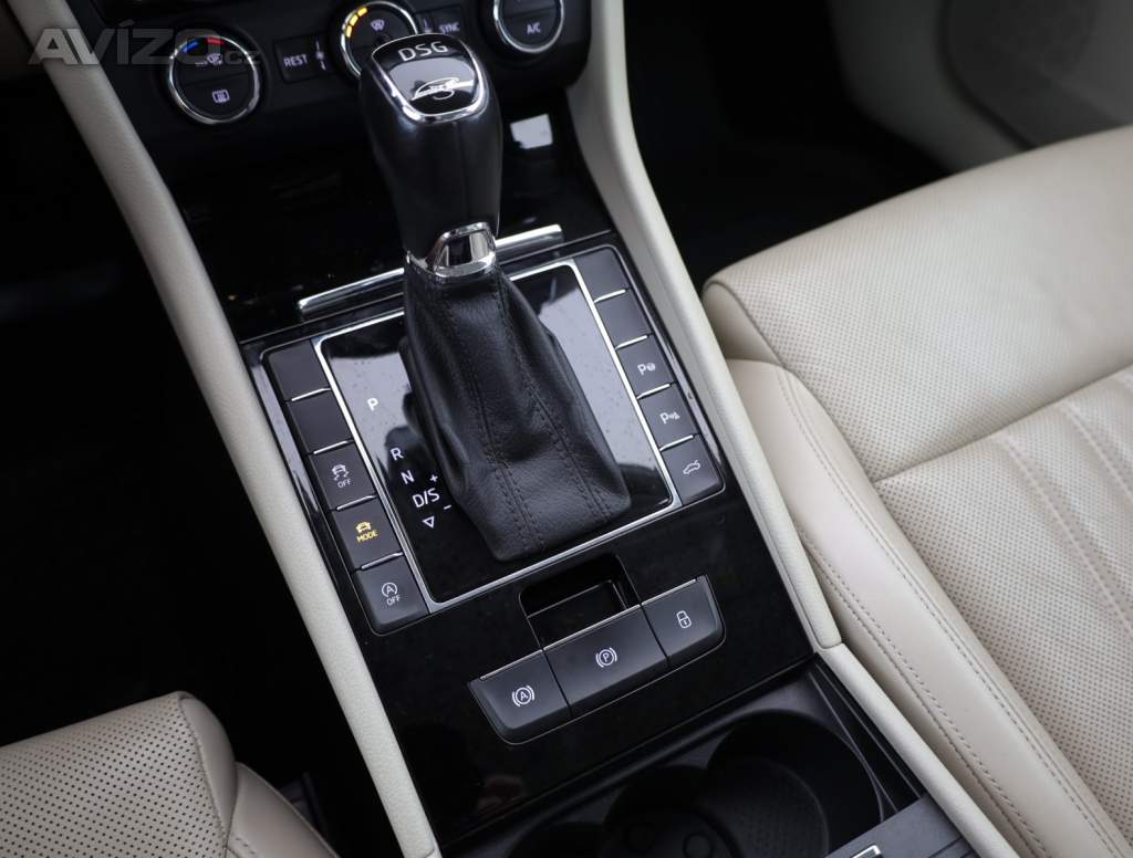 Foto inzerátu Škoda Superb 2.0 TDI