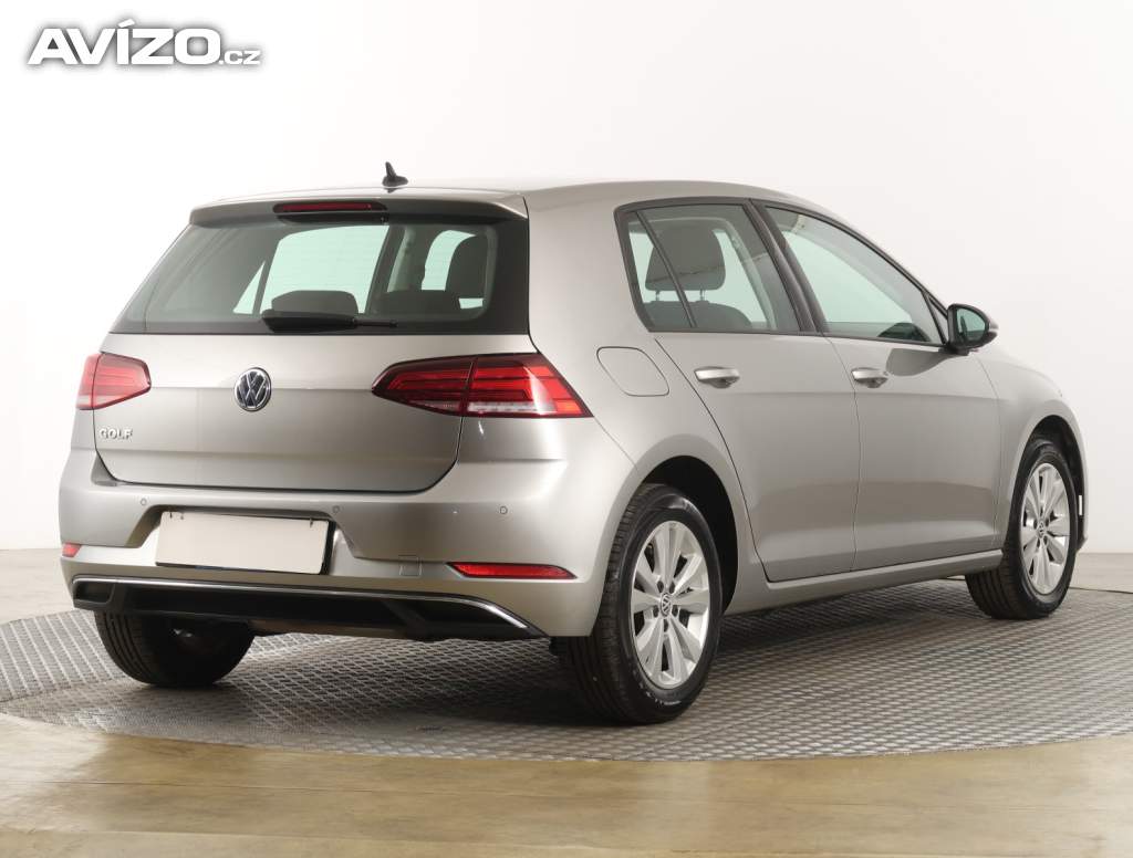 Foto inzerátu Volkswagen Golf 1.6 TDI