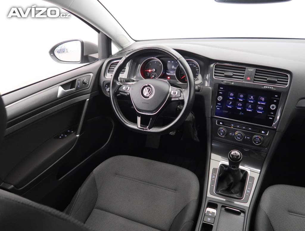 Foto inzerátu Volkswagen Golf 1.6 TDI