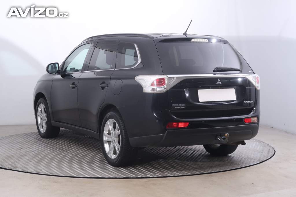 Foto inzerátu Mitsubishi Outlander 2.2 DI-D