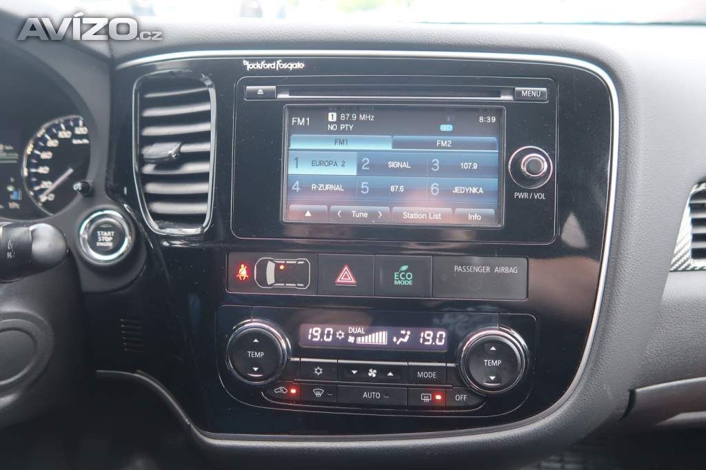 Foto inzerátu Mitsubishi Outlander 2.2 DI-D