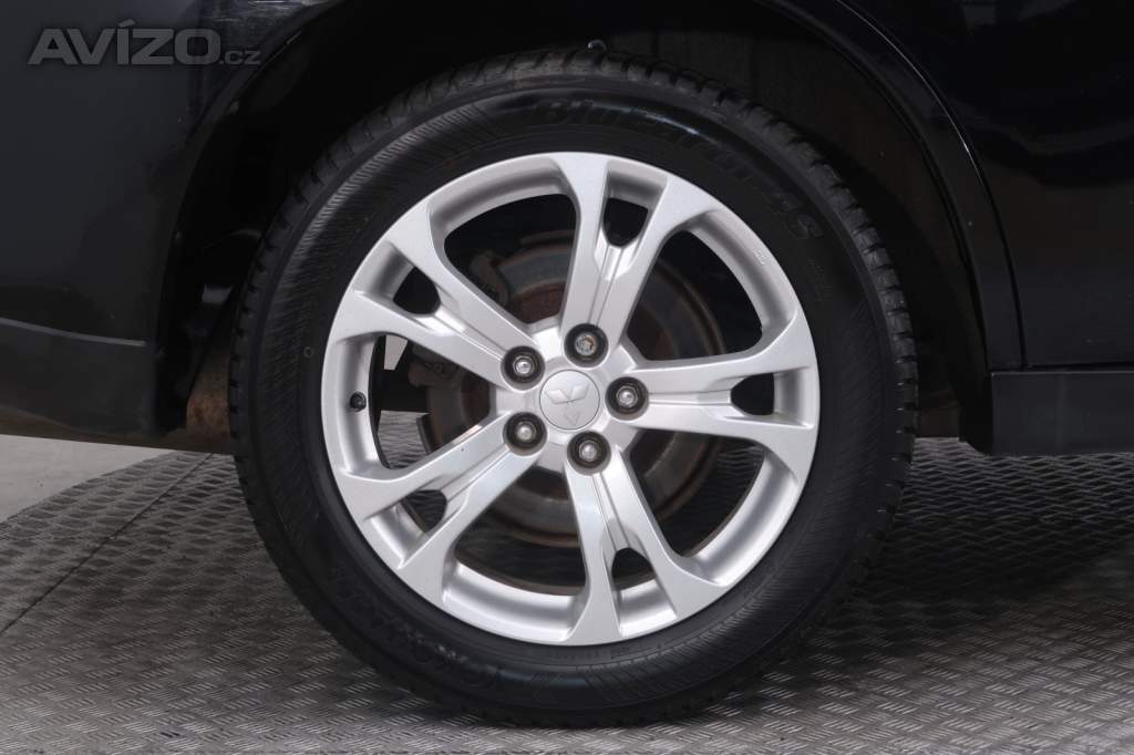 Foto inzerátu Mitsubishi Outlander 2.2 DI-D