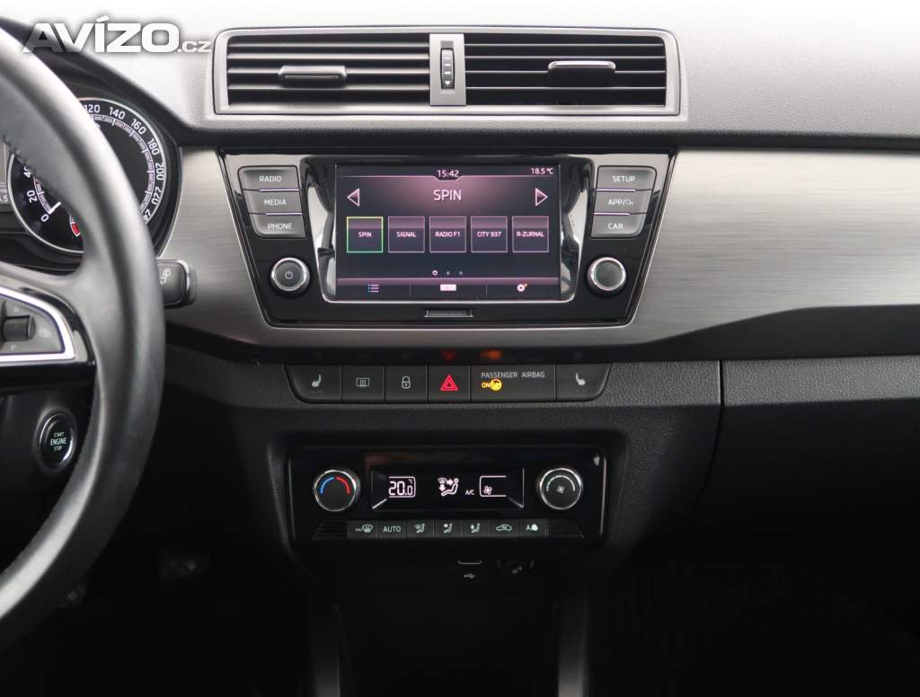 Foto inzerátu Škoda Fabia 1.0 TSI