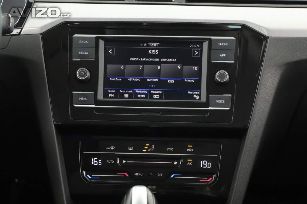 Foto inzerátu Volkswagen Passat 2.0 TDI