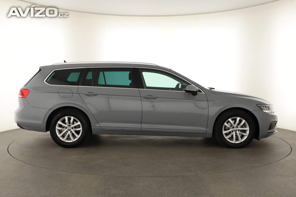 Foto inzerátu Volkswagen Passat 2.0 TDI