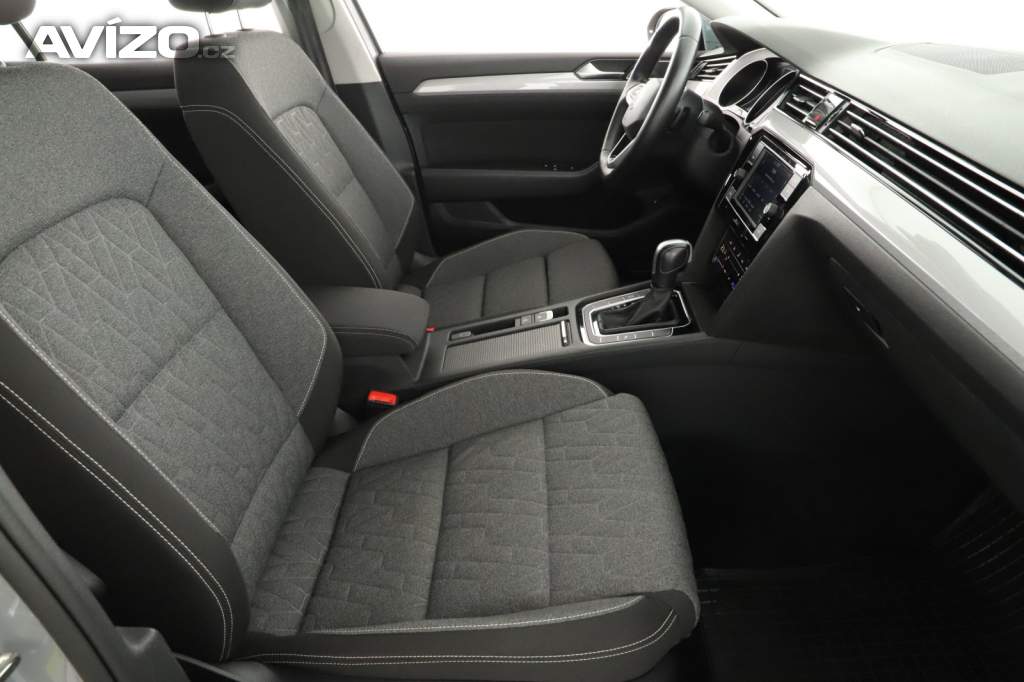 Foto inzerátu Volkswagen Passat 2.0 TDI