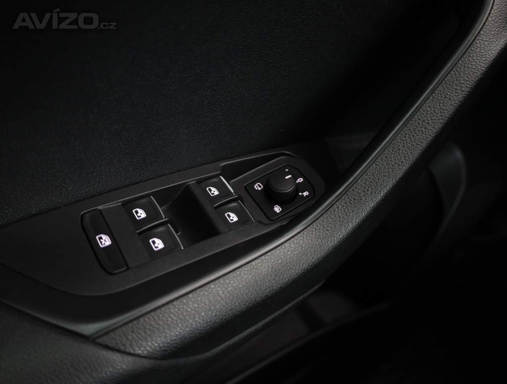 Foto inzerátu Škoda Karoq 1.6 TDI