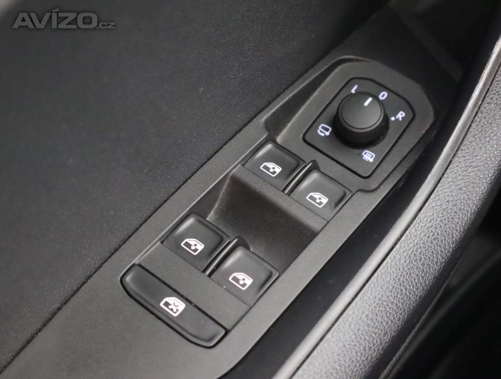 Foto inzerátu Škoda Karoq 1.5 TSI