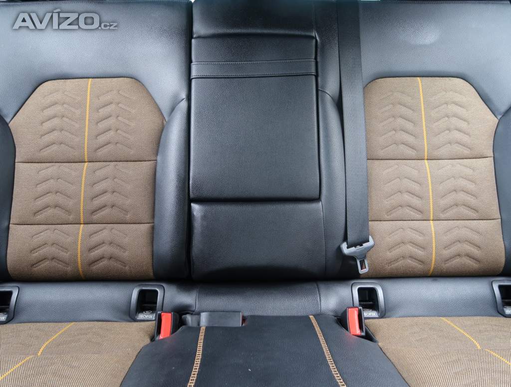 Foto inzerátu Mercedes-Benz GLA GLA 200 d 4MATIC