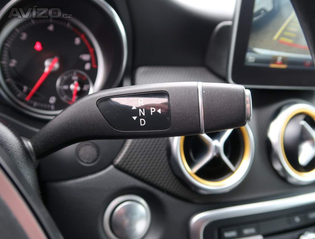 Foto inzerátu Mercedes-Benz GLA GLA 200 d 4MATIC